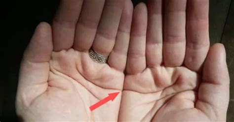 dajte  dlane dohromady  vsimnite  tento maly detail ani  ste