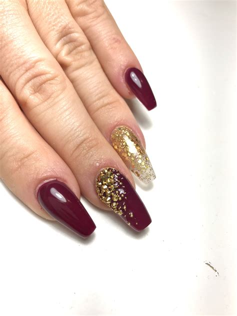 Burgundy Nails With Gold Design - Design Talk