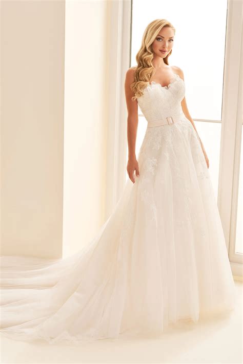 Long Sleeve Bridal Gowns | Enchanting by Mon Cheri