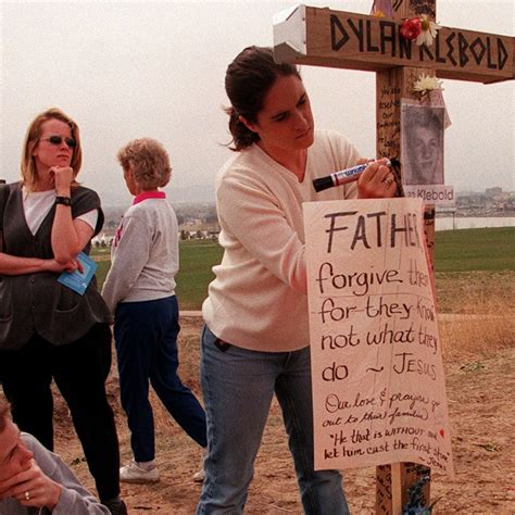 Historical Overview: The Deaths of Dylan Klebold and Eric Harris 6