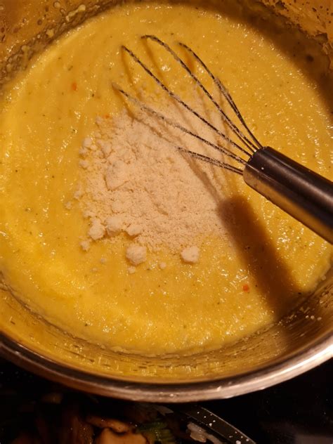 Cremige Polenta Кремообразна полента с гъби и спанак – Ухае на…