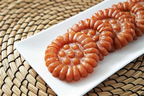 韓国の伝統菓子・「薬菓（ヤックァ）」って何？ 現地で再ブームの「薬菓」に注目 | Saji+(さじたす)
