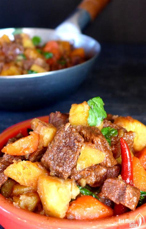 Chinese Beef Stew with Potatoes (土豆炖牛肉) | Recipe | Spiced beef, Beef ...