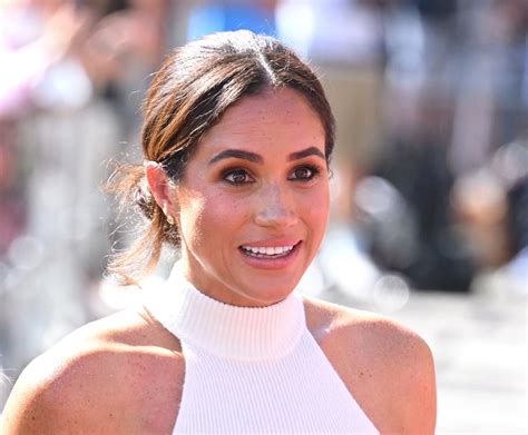 This Meghan's Mole Twitter Revelation Will SHOCK You - fn8y8zt
