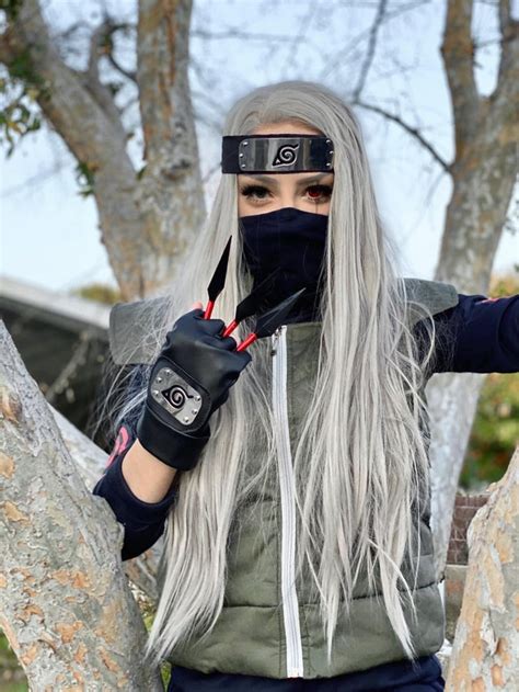 kakashi sensei de naruto cambia de sexo gracias al cosplay