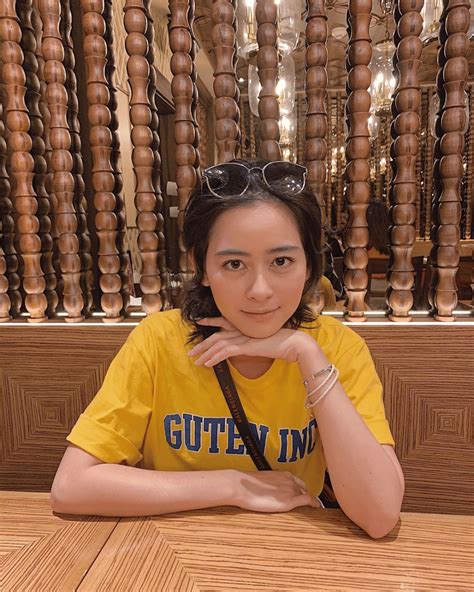 potret laura theux aktris manis  bikin jatuh hati idn times