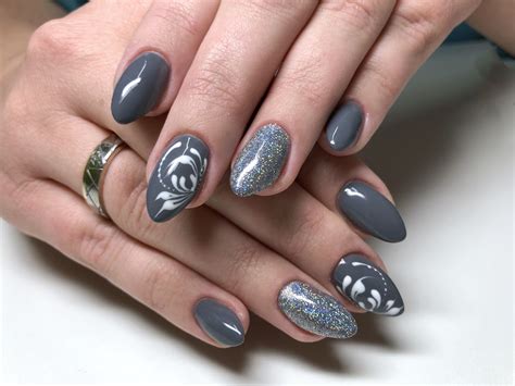 nail art grey 9