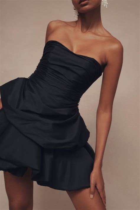 cult australian fashion brand aje dazzle   york fashion week popsugar australia