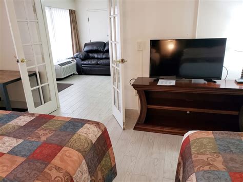 simple rewards inn 7