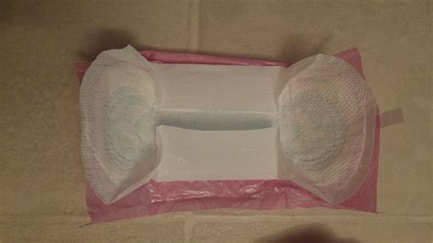 Testing Period Pads for Incontinence Leaks - Omorashi experiences