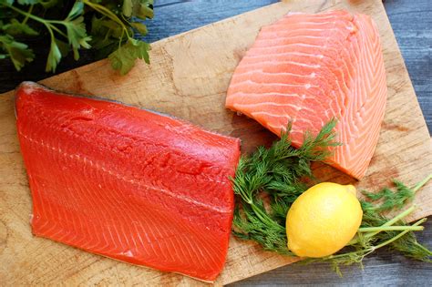 Whats The Difference Between Farmed And Wild Salmon The Kitchn | My XXX ...