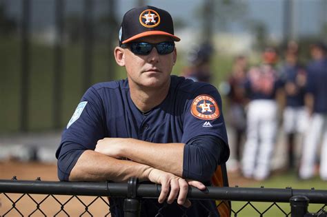 Astros manager A.J. Hinch suspended one game