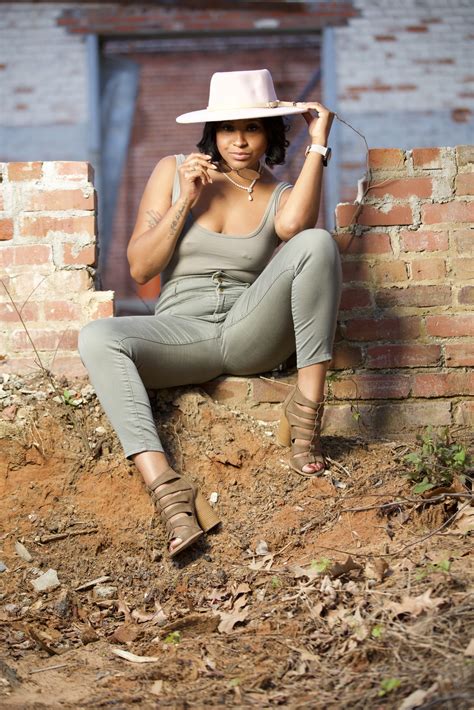 Zoe – Gray Models & Talent