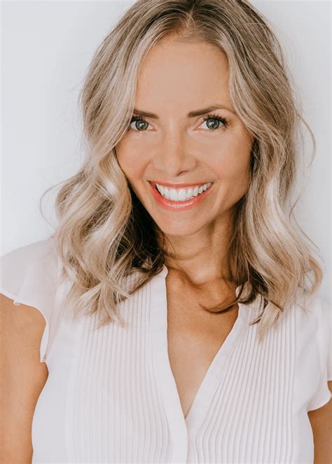 Home | Sarah Christine Smith| Sag-Aftra actress | Kelowna B.C.