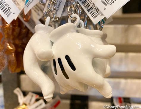 What’s the POINT of Disney’s New Keychain?! - Disney by Mark