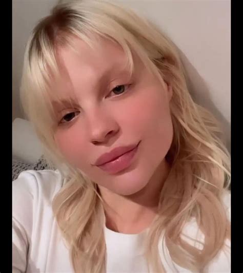 Foto: Luísa Sonza mostrou rosto sem maquiagem - Purepeople