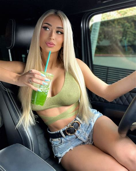 Nikita Sullivan Biography: Age, Instagram, Height, Net Worth, Boyfriend