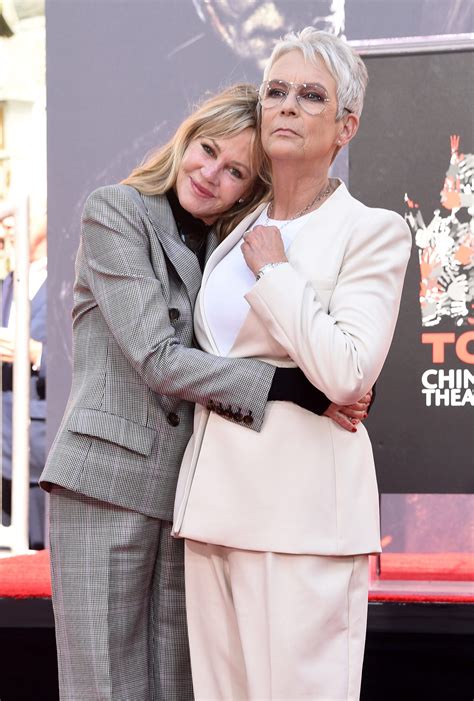 Melanie Griffith sale del armario con un mensaje muy especial