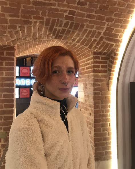 Что писали Маяковскому фолловеры и хейтеры