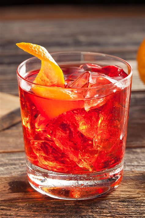 Negroni Cocktail Recipe - Insanely Good