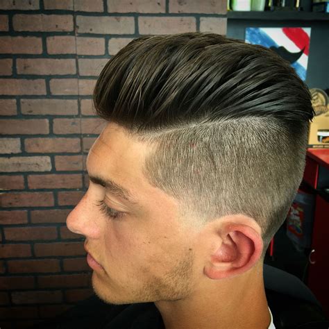 Men's Modern Style Pompadour by Manny Rivera #miragebarbershop | Hair
