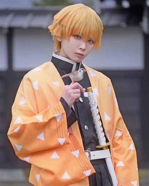 Zenitsu Agatsuma Demon Slayer #cosplay | Anime cosplay costumes, Cute ...