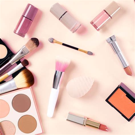 The STAR of Make Up World! – TRENDIA