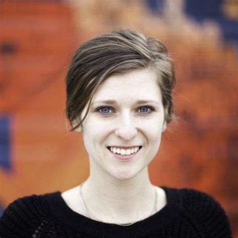 Julia Starostenko – Medium