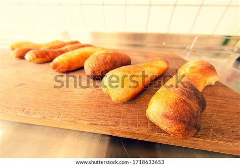 Group Fresh French Baguette Bread Stock Photo 1718633653 | Shutterstock