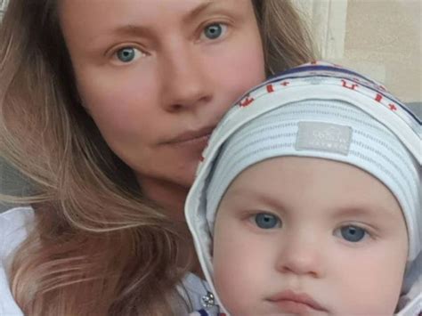 Мария Миронова опубликовала новое фото маленького сына - TOPNews.RU