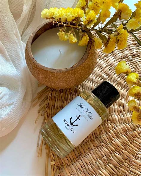 13 Perfumes That Smell Like The Ocean - Blufashion