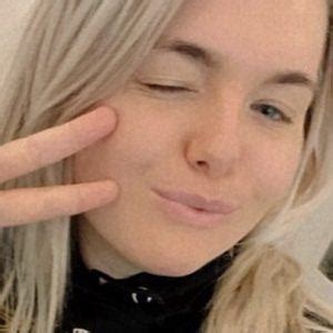 AmaLee - Age, Family, Bio | Famous Birthdays