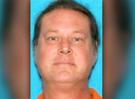 Indiana man accused of killing wife in front of child pleads guilty