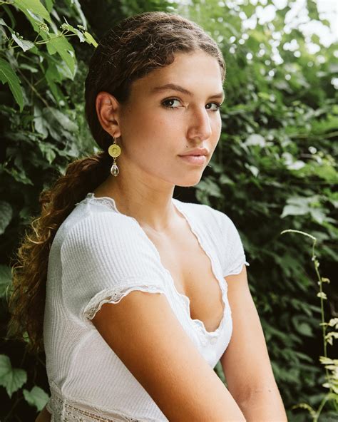 Zoe Rae:) (@itszoerae) • Instagram photos and videos