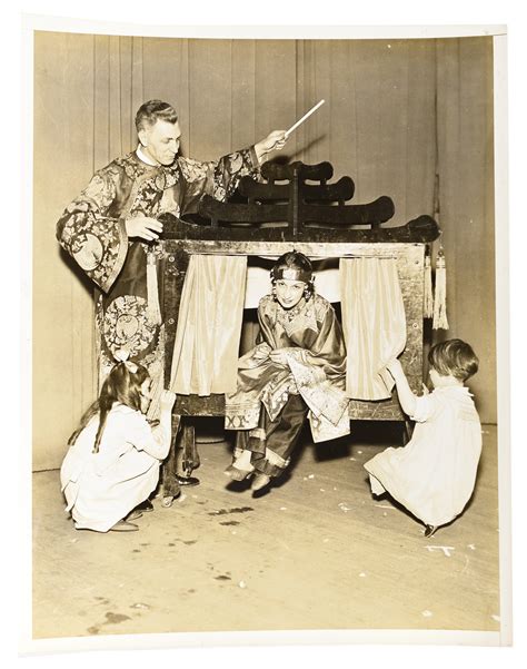 stage magic photograph quicker   eye