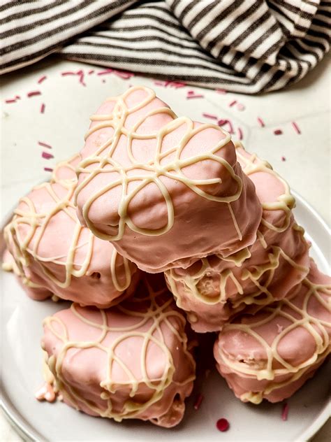 little debbie valentine cake 8