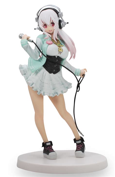 Amazon.com: Banpresto Super Sonico SQ 8" Figure : Toys & Games