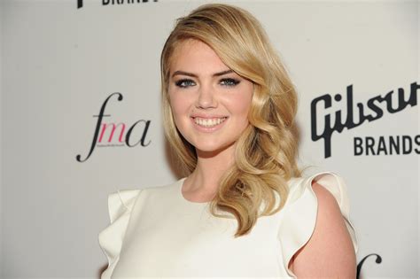 Celebrity Nude Hack: Lawyer Threatens Google With $100 Million Suit | TIME