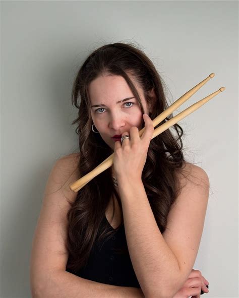 Zoena Drumming