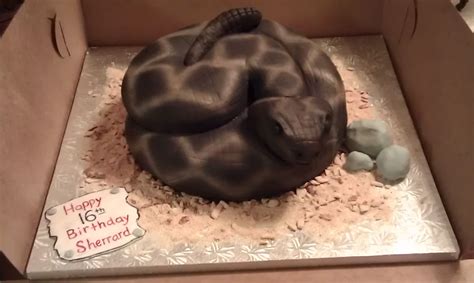 realistic cakes 4