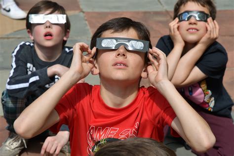 Solar Eclipse Watching at Norwood School on Vimeo