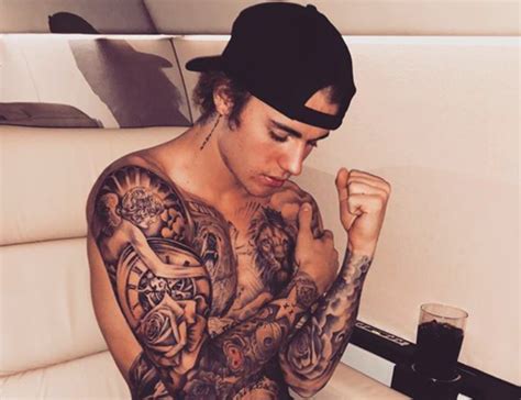 Justin Bieber Shared An Intense Shirtless Selfie Of His Tattoos, Called ...