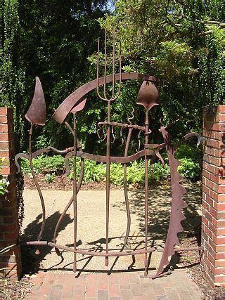 Веселые ворота - Садовые мелочи - Блог - GardenWeb