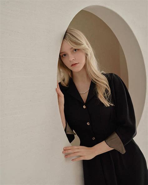 The Cutie Collective - Alina Ji IG: Akotjk IG2: Alina_Portfolio_ 📷...