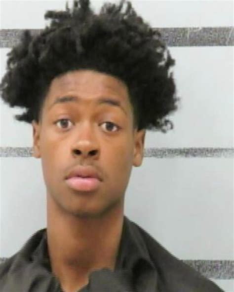 LUBBOCK COUNTY MUGSHOTS | NORMAN, JAVONTAE 05/06/2025 Age: 17 Charges
