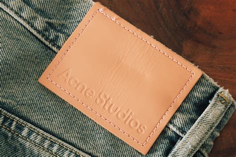 ACNE STUDIOS Shop Online | Clothing, Scarves, Bags and More – Feature