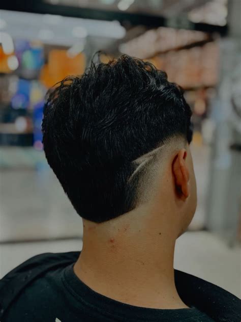 Corte Mohicano Hombre Corto 3