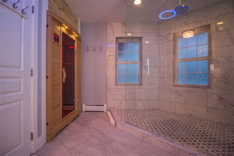 Photo Gallery | Hilltop Mansion