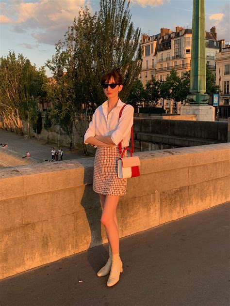 What Is Short Skirt In French at Thomas Shea blog