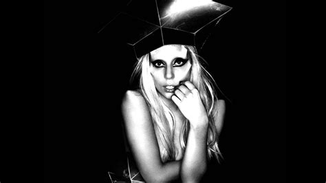 Lady Gaga - Scheibe (Metal remix) - YouTube